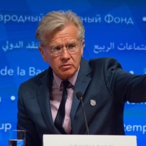 В МВФ посоветовали Украине поднять пенсионный возраст