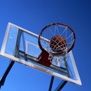 В Ачинске прошли соревнования по баскетболу среди девушек