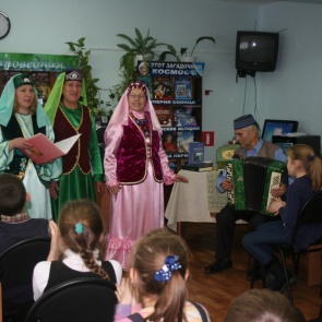 «Национальная среда» ачинских библиотек раскрашивает город