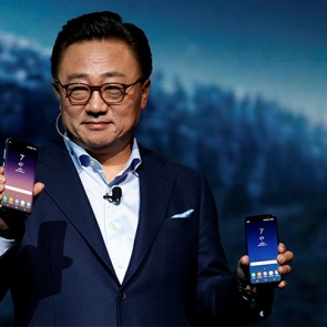 Распакуй — не распакуй. В Нью-Йорке представили два Samsung Galaxy S8.