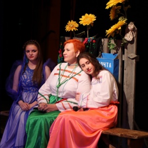 В городском Дворце культуры прошёл отчётный концерт вокального ансамбля "Разгуляй"