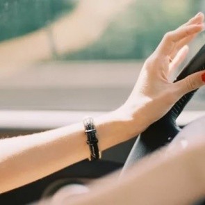 В Ачинске автоледи предстанет перед судом за угон автомобиля