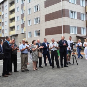 В Ачинске сданы в эксплуатацию два новых дома по программе переселения граждан из ветхого и аварийного жилья