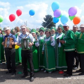 Ансамбль ачинского ГорДК «Гармошечка-говорушечка» принял участи в фестивале "Солнцеворот"
