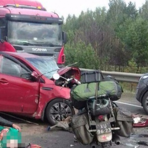 В страшной аварии под Канском разбились четыре автомобиля