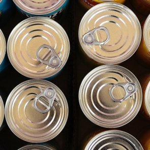 В Красноярском крае стали производить больше пива и тушенки