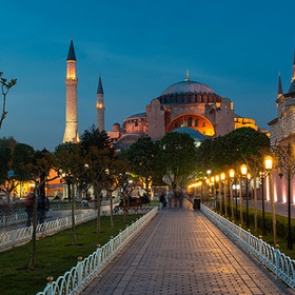 Турпоток в Турцию из России вырос в девять раз