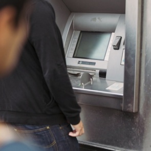 Ачинцу грозить пять лет лишения свободы кражу денег с банковской карты