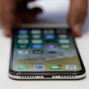 Названо главное преимущество iPhone X перед Android-смартфонами