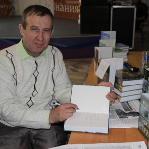 Ачинцев приглашают на встречу с известным писателем Владимиром Топилиным