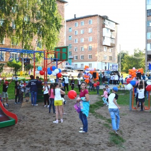 22 дворовых территории благоустроены в Ачинске по федеральной программе «Комфортная городская среда»