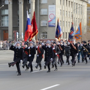 В Красноярске состоялся торжественный парад в ознаменование 100-летия советской милиции
