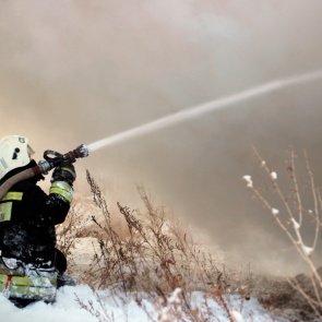 Отец получил 80% ожогов тела при спасении двухмесячной дочки из пожара