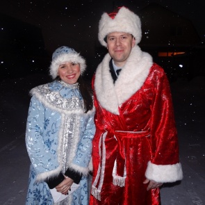 В Ачинске Полицейский Дед Мороз поздравил детей, оказавшихся в трудной жизненной ситуации