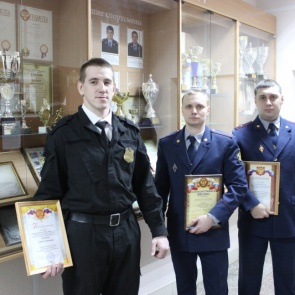 В Ачинске полицейские поблагодарили представителей силовых структур за оказание содействия