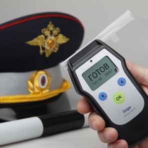 В Ачинске сотрудники полиции за первые дни новогодних праздников задержали четырех нетрезвых водителей