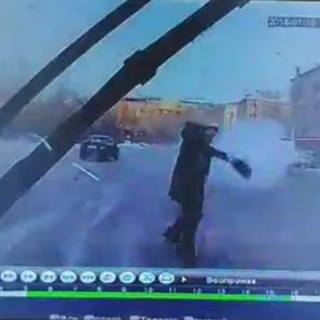 В центре Красноярска автобус сбил бабушку-нарушительницу: женщина погибла