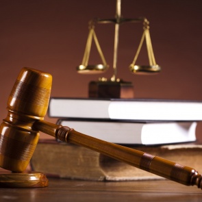 В Красноярском крае молодой человек, ограбивший ветерана Великой Отечественной войны предстал перед судом