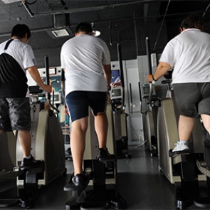 Названа самая склонная к ожирению группа людей