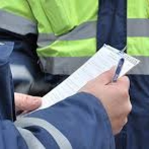 На службу в дорожную полицию требуются люди