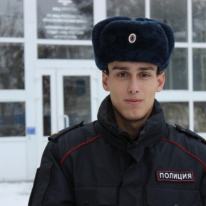 В Ачинске граждане поблагодарили своего участкового уполномоченного полиции