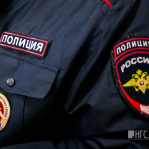 Мать оставила младенца с бабушкой и нашла через час обледеневшего в сугробе