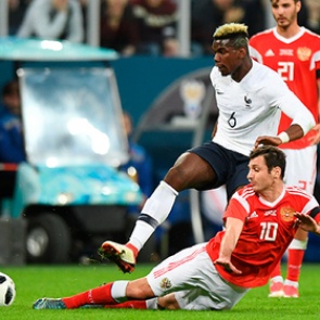 Сборная России снова пропустила три мяча и проиграла Франции