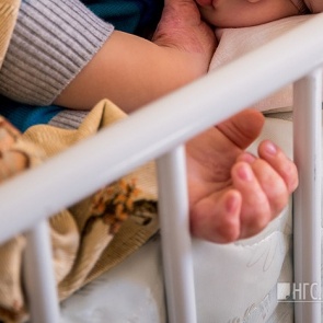 Учил считать до пяти. Подробности дела о зверских пытках над 4-летней малышкой в Красноярске