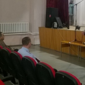 Начальник МО МВД России «Ачинский» Евгений Трофимов провел сход граждан в поселке Ключи