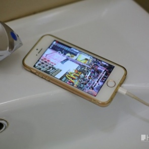 Стали известны подробности гибели девочки в ванне со смартфоном