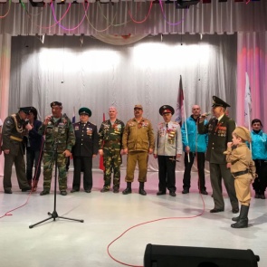 Навстречу Победе: В Красноярском крае общественный совет и ветераны ОВД присоединились к традиционному автопробегу «Поздравь ветерана с Победой»