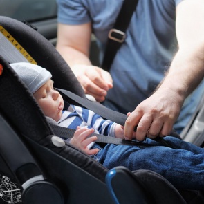 Автолицейские поверят правила перевозки детей на выездах из города