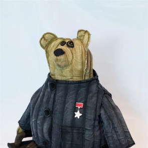 Игрушка против «зацикленности на себе»: Василий Слонов изобрел новую русскую матрешку