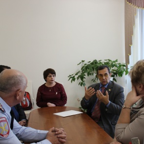 Общественник выступил на конференции, посвященной ресоциализации и адаптации заключенных