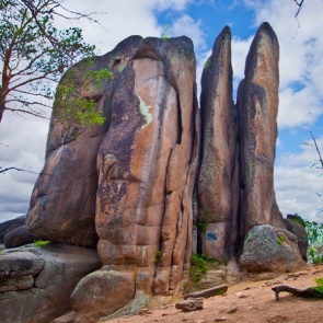 Красноярцам предложили бесплатно пожить на «Столбах» в обмен на уборку