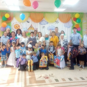 В Ачинске полицейские в преддверии Дня знаний посетили малышей подшефного детского дома