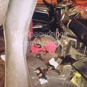 В Красноярске пьяный водитель врезался в столб