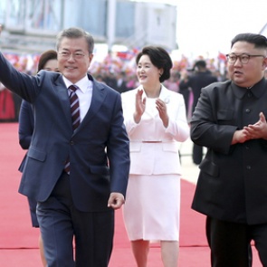 Две Кореи договорились избавиться от ядерного оружия