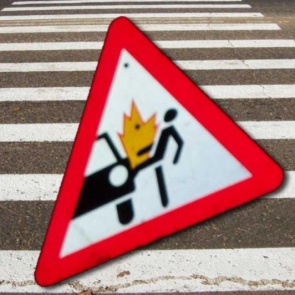 Скрывшегося с места аварии водителя разыскивают в Ачинске