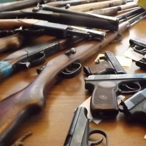 Полиция напоминает об уголовной ответственности за незаконное хранение оружия и боеприпасов