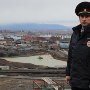 В крае выбрали лучшего участкового — решает трудности и следит за бывшими зеками