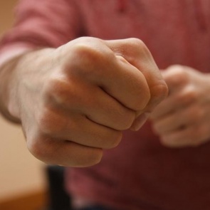 В Красноярске уроженец Таджикистана до смерти забил новоиспечённую знакомую