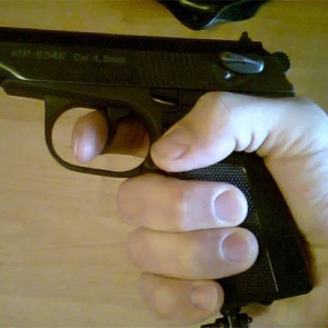 В красноярском техникуме испугались студента с оружием и вызвали полицию