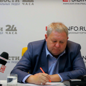 Начальник правового управления Алексей Бердышев ответил на вопросы ачинцев