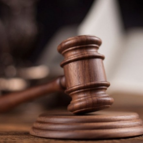 В Красноярском крае осудят руководителя фирмы за незаконный экспорт леса