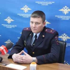 Начальник ОЭБиПК МО МВД России «Ачинский» Игорь Шестаков рассказал, как распознать поддельный алкоголь