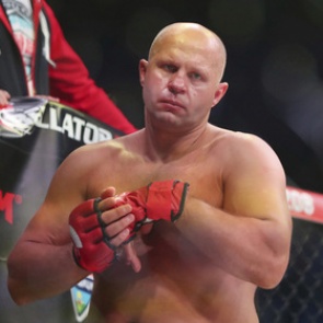 Емельяненко впервые высказался о поведении Нурмагомедова