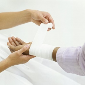 Первая помощь при ожогах