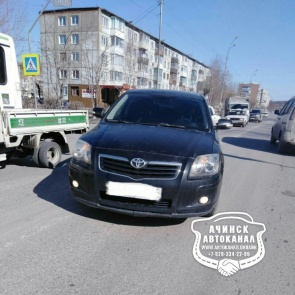 В Ачинске на "зебре" сбили 10-летнего школьника