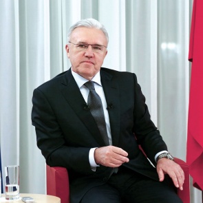 За год доходы Александра Усса сократились почти в десять раз